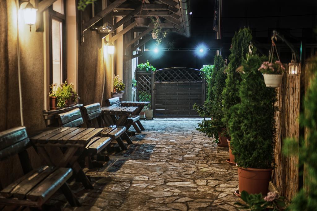 Konak Vukasinovic Hotel Belgrado Exterior foto